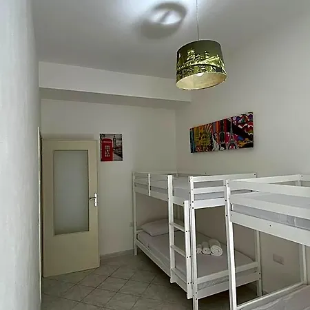 Hotel Pachira House 3*